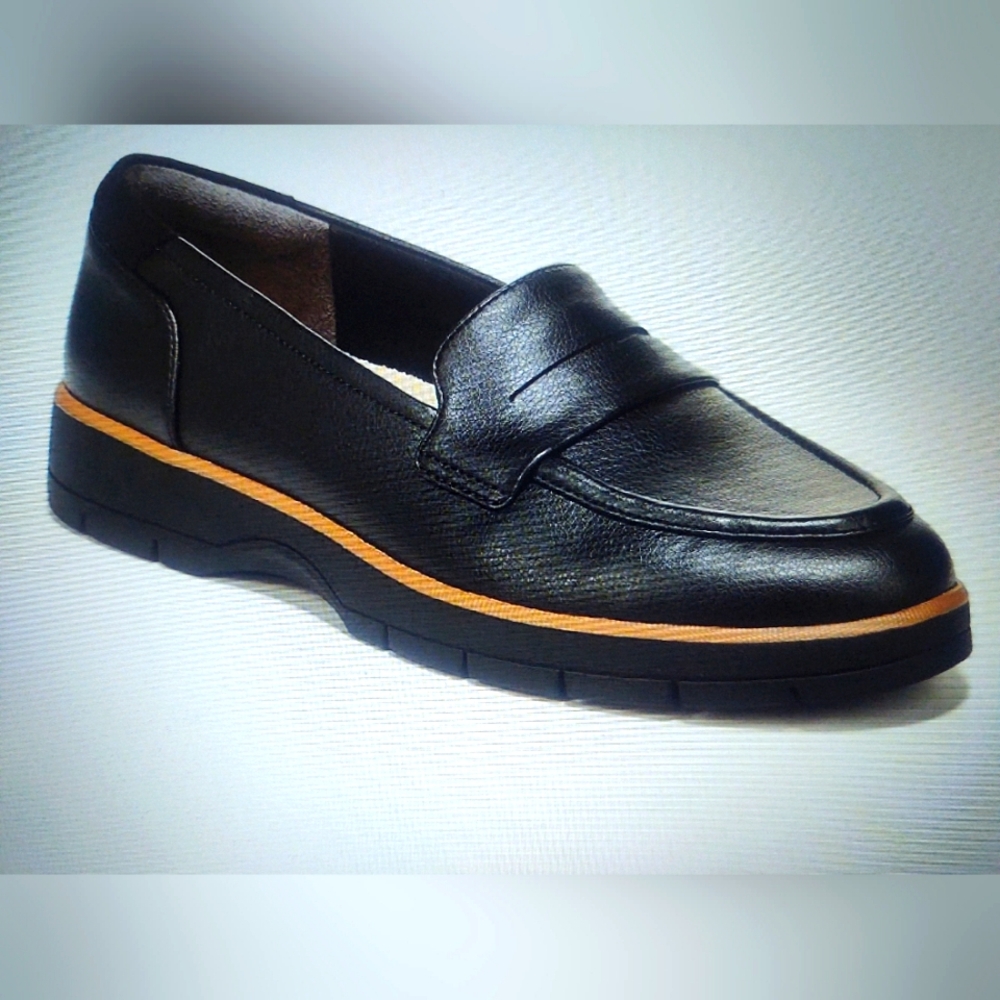 New! Dr. Scholl's Black Leather Loafers Shoes for Women ~ Size: 9.5